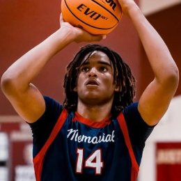 Roman Felix shooting a free throw for San Joaquin Memorial